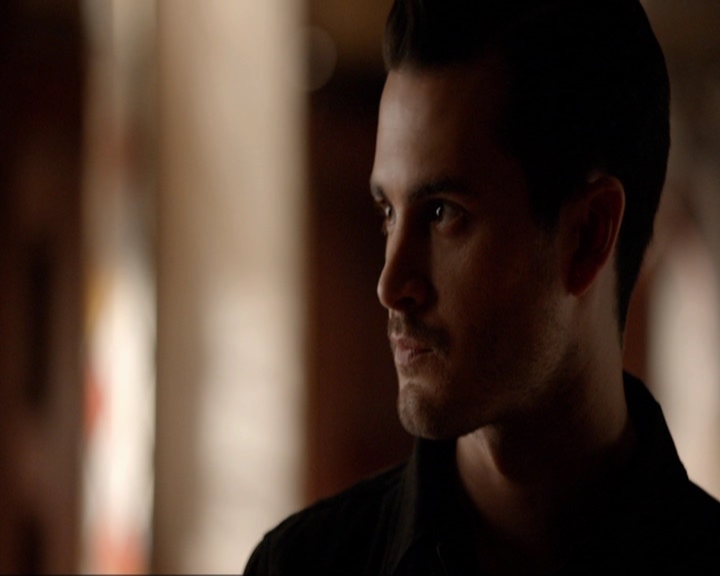 VampireDiariesWorld-dot-nl_7x02NeverLetMeGo0926.jpg