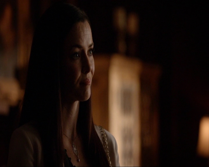 VampireDiariesWorld-dot-nl_7x02NeverLetMeGo0928.jpg