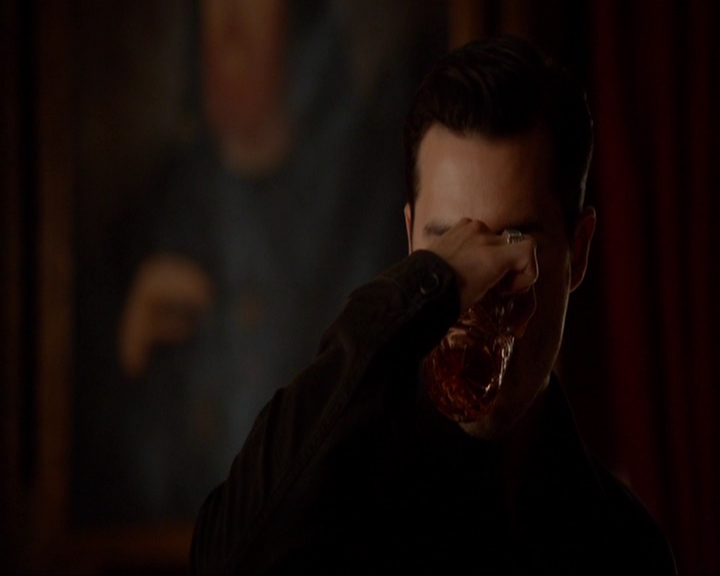 VampireDiariesWorld-dot-nl_7x02NeverLetMeGo0942.jpg