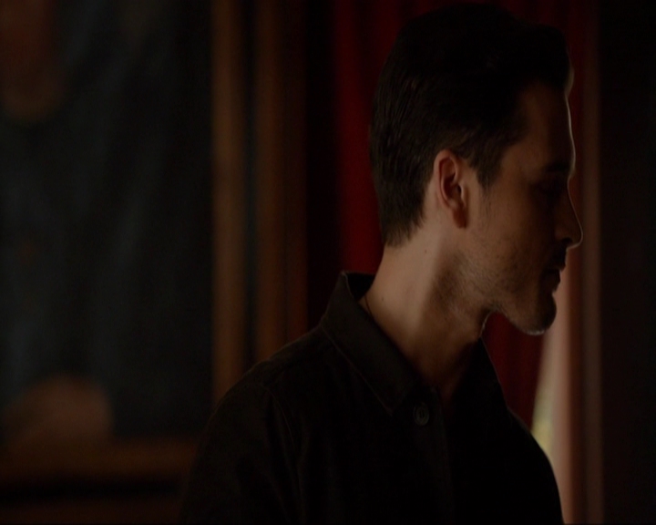 VampireDiariesWorld-dot-nl_7x02NeverLetMeGo0945.jpg