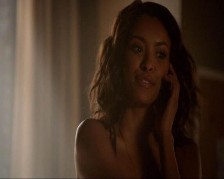 VampireDiariesWorld-dot-nl_7x02NeverLetMeGo0981.jpg