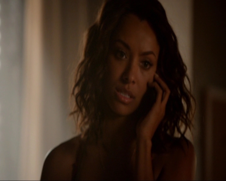 VampireDiariesWorld-dot-nl_7x02NeverLetMeGo1010.jpg