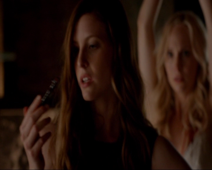 VampireDiariesWorld-dot-nl_7x02NeverLetMeGo1163.jpg