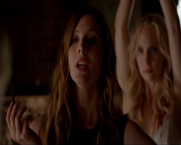 VampireDiariesWorld-dot-nl_7x02NeverLetMeGo1164.jpg