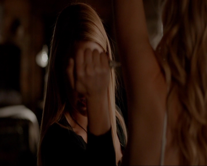 VampireDiariesWorld-dot-nl_7x02NeverLetMeGo1188.jpg