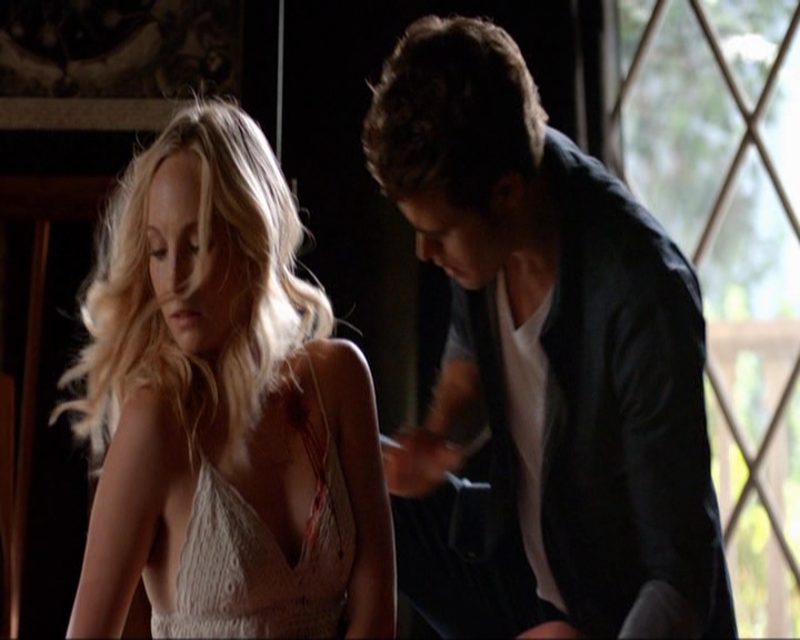 VampireDiariesWorld-dot-nl_7x02NeverLetMeGo1523.jpg