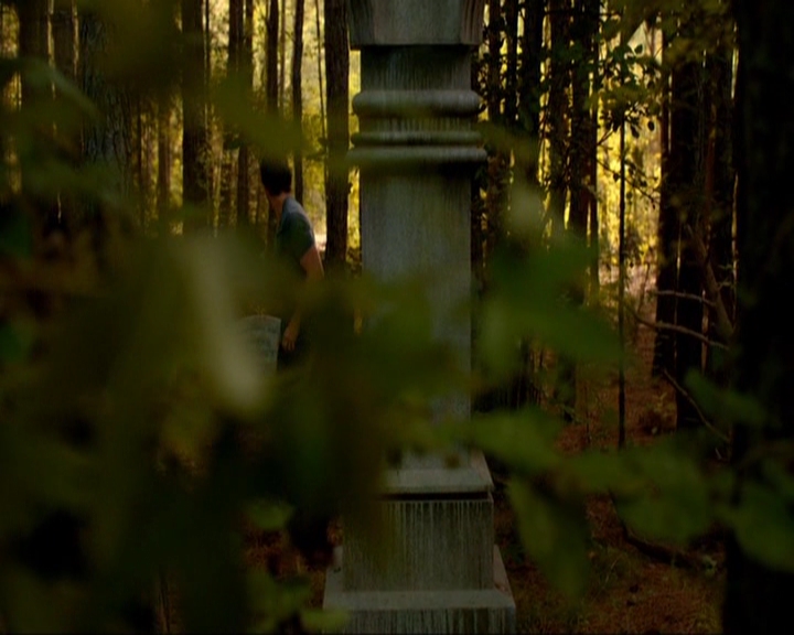 VampireDiariesWorld-dot-nl_7x02NeverLetMeGo1537.jpg