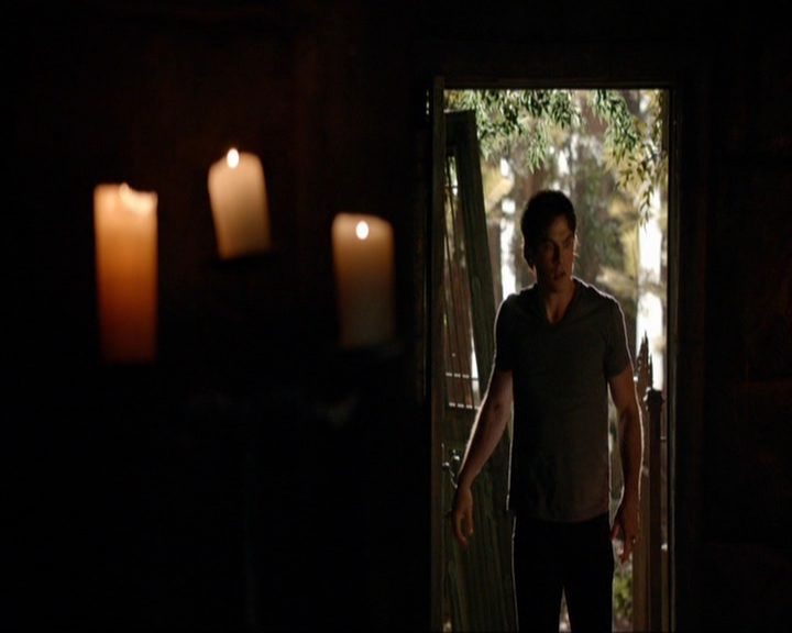 VampireDiariesWorld-dot-nl_7x02NeverLetMeGo1554.jpg