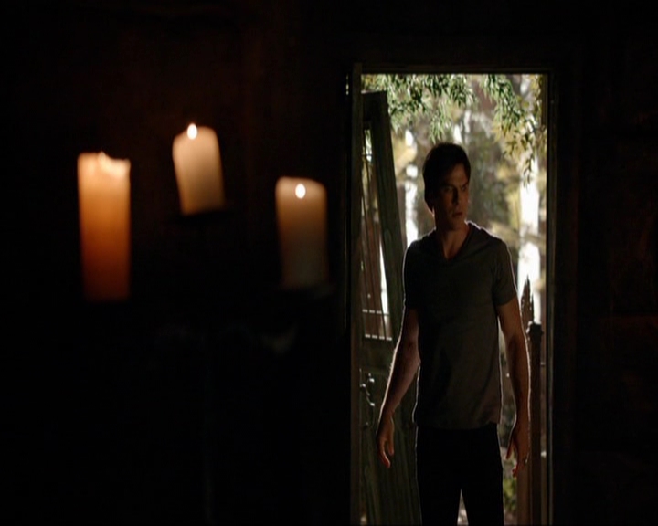 VampireDiariesWorld-dot-nl_7x02NeverLetMeGo1555.jpg