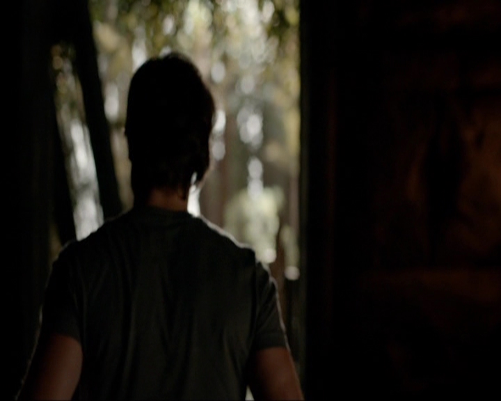 VampireDiariesWorld-dot-nl_7x02NeverLetMeGo1561.jpg