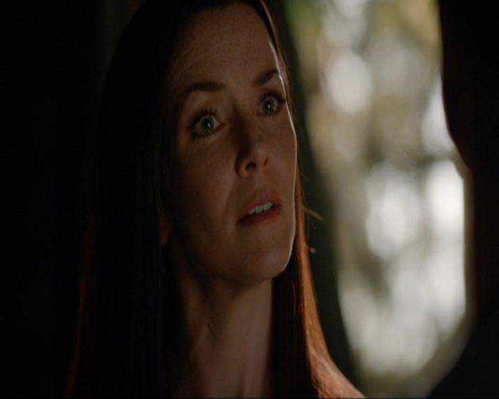 VampireDiariesWorld-dot-nl_7x02NeverLetMeGo1608.jpg