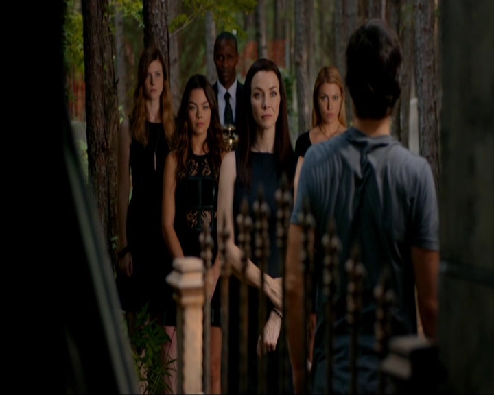 VampireDiariesWorld-dot-nl_7x02NeverLetMeGo1654.jpg