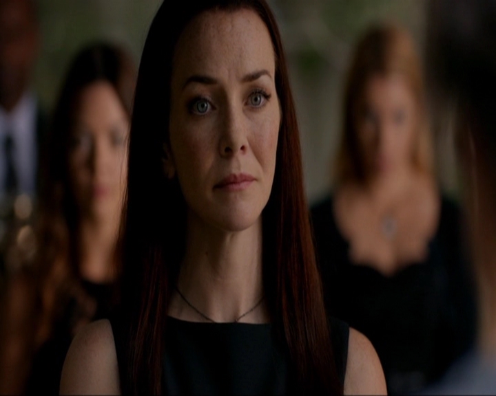 VampireDiariesWorld-dot-nl_7x02NeverLetMeGo1659.jpg