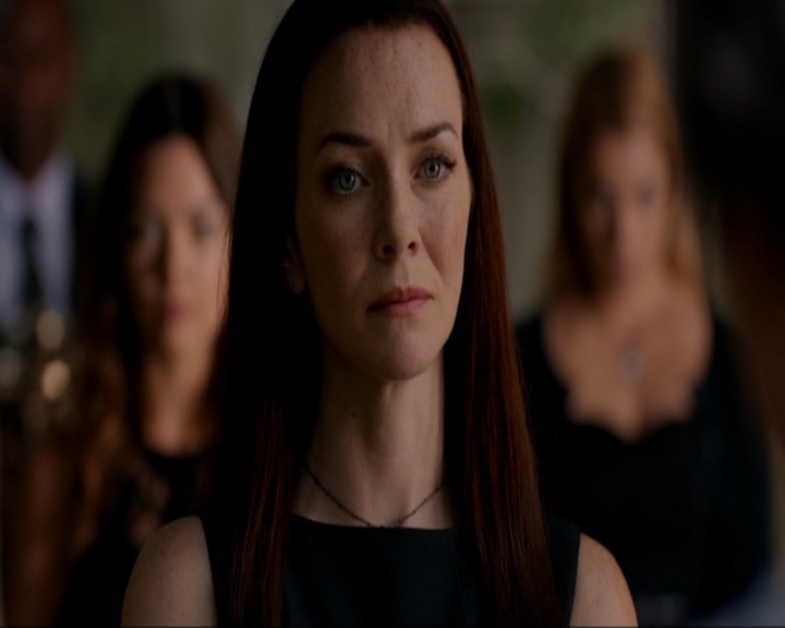 VampireDiariesWorld-dot-nl_7x02NeverLetMeGo1661.jpg