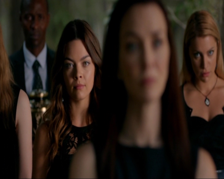 VampireDiariesWorld-dot-nl_7x02NeverLetMeGo1674.jpg