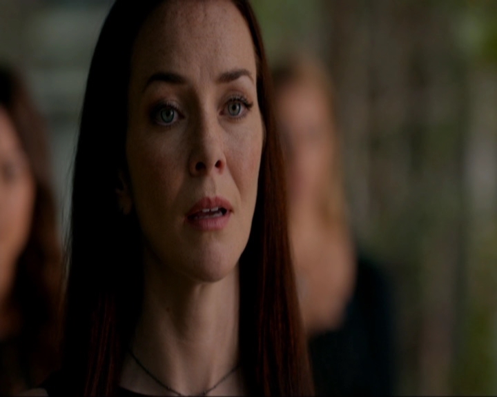 VampireDiariesWorld-dot-nl_7x02NeverLetMeGo1684.jpg