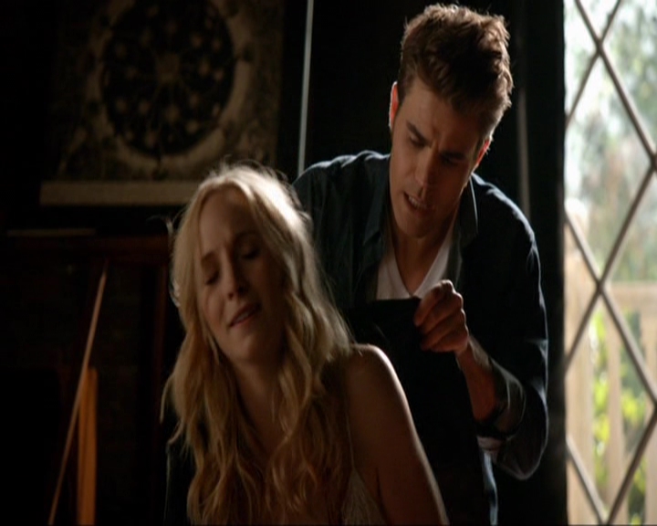 VampireDiariesWorld-dot-nl_7x02NeverLetMeGo1709.jpg