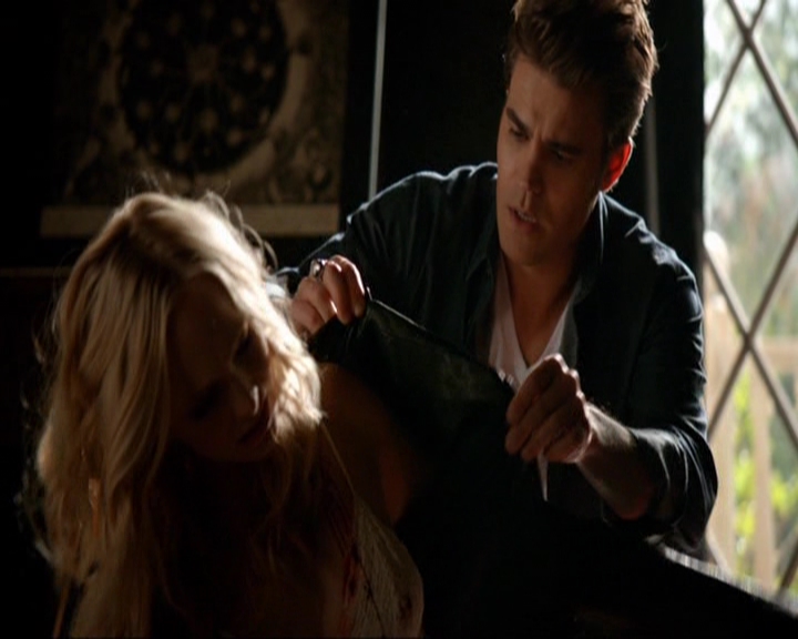 VampireDiariesWorld-dot-nl_7x02NeverLetMeGo1711.jpg