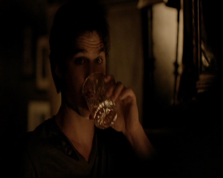 VampireDiariesWorld-dot-nl_7x02NeverLetMeGo1885.jpg