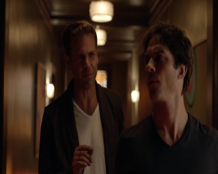 VampireDiariesWorld-dot-nl_7x03AgeOfInnocence-deletedscenes0029.jpg