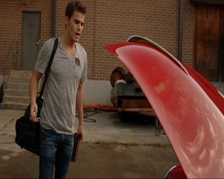 VampireDiariesWorld-dot-nl_7x03AgeOfInnocence0048.jpg