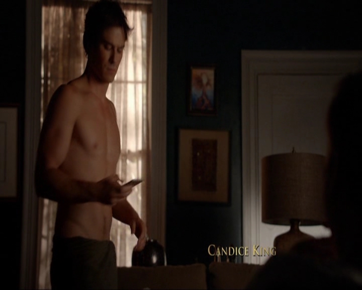 VampireDiariesWorld-dot-nl_7x03AgeOfInnocence0109.jpg