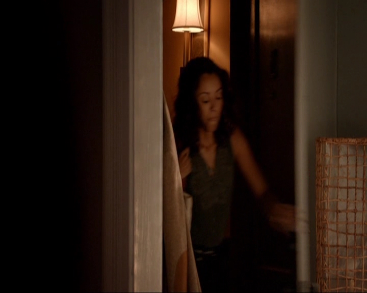 VampireDiariesWorld-dot-nl_7x03AgeOfInnocence0133.jpg