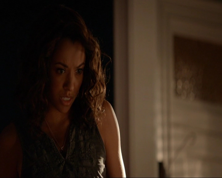 VampireDiariesWorld-dot-nl_7x03AgeOfInnocence0142.jpg