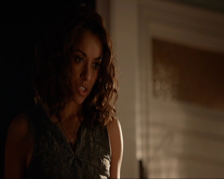 VampireDiariesWorld-dot-nl_7x03AgeOfInnocence0146.jpg