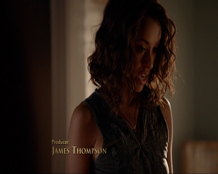 VampireDiariesWorld-dot-nl_7x03AgeOfInnocence0148.jpg