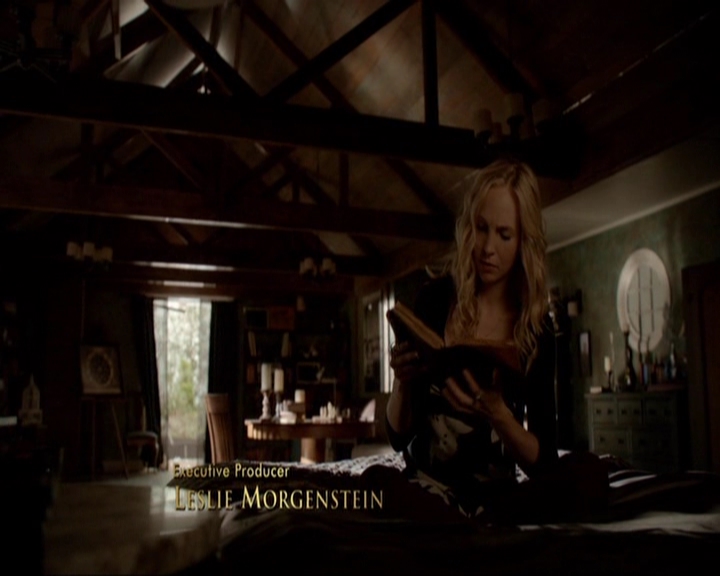 VampireDiariesWorld-dot-nl_7x03AgeOfInnocence0186.jpg