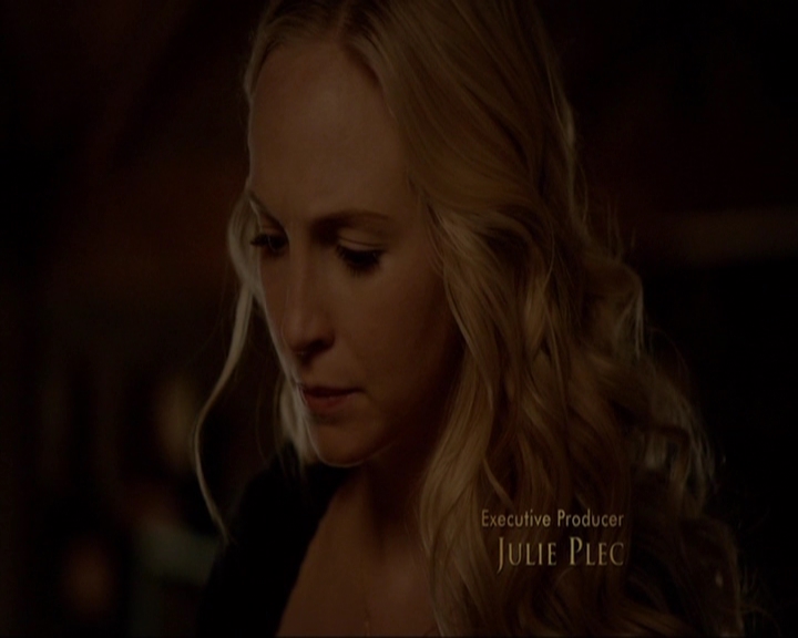 VampireDiariesWorld-dot-nl_7x03AgeOfInnocence0190.jpg