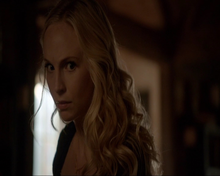 VampireDiariesWorld-dot-nl_7x03AgeOfInnocence0194.jpg