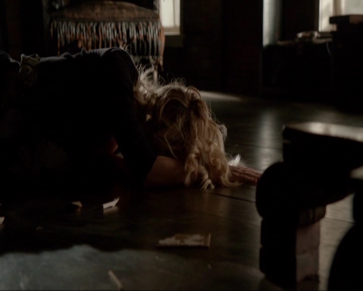 VampireDiariesWorld-dot-nl_7x03AgeOfInnocence0201.jpg