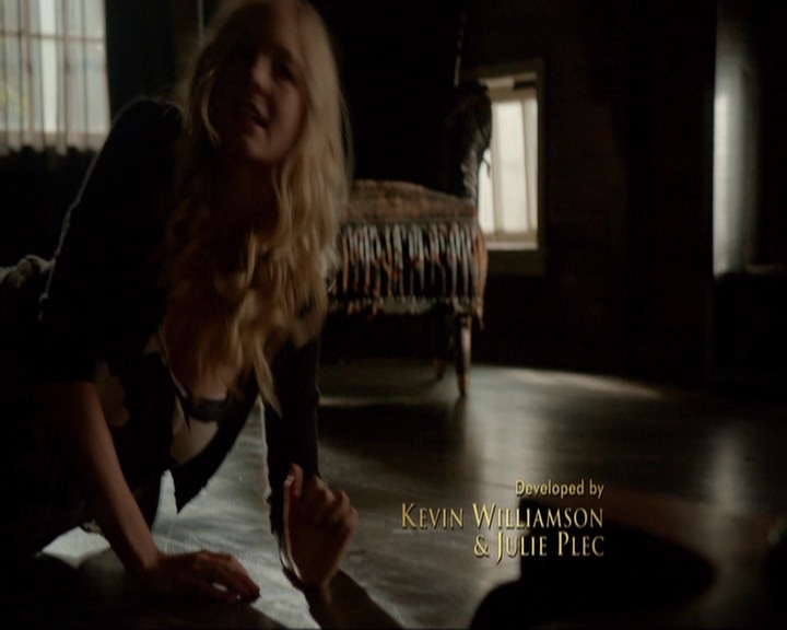 VampireDiariesWorld-dot-nl_7x03AgeOfInnocence0208.jpg