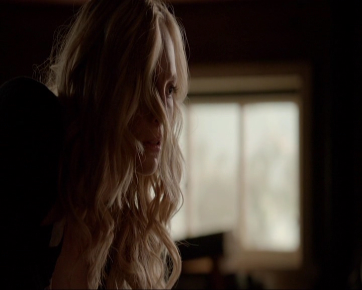 VampireDiariesWorld-dot-nl_7x03AgeOfInnocence0213.jpg