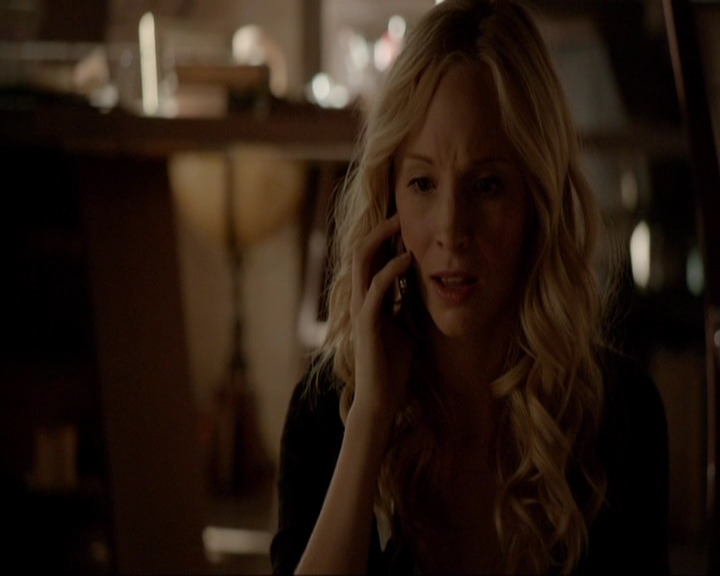 VampireDiariesWorld-dot-nl_7x03AgeOfInnocence0226.jpg