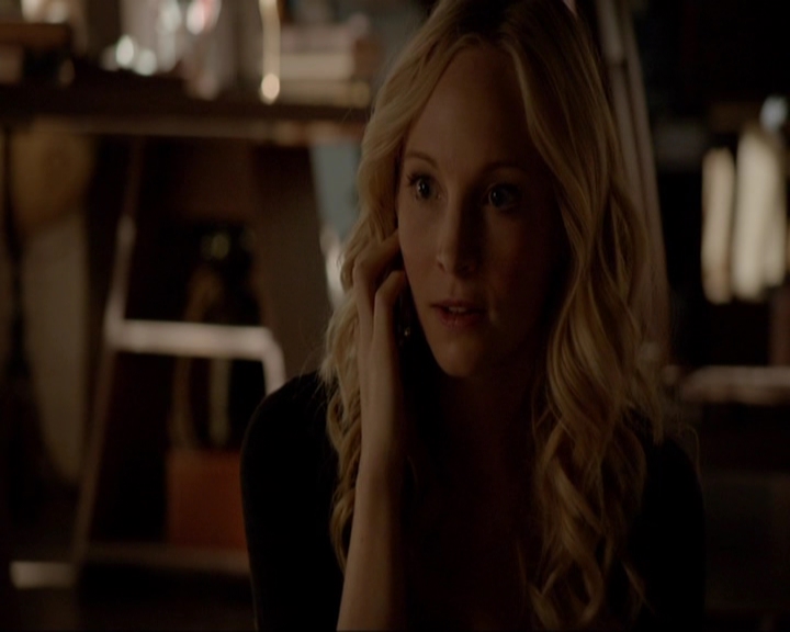 VampireDiariesWorld-dot-nl_7x03AgeOfInnocence0241.jpg