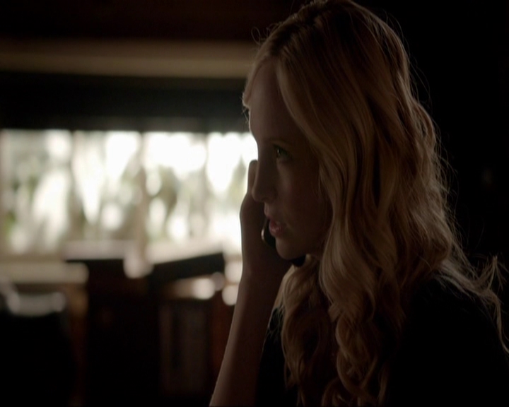 VampireDiariesWorld-dot-nl_7x03AgeOfInnocence0259.jpg