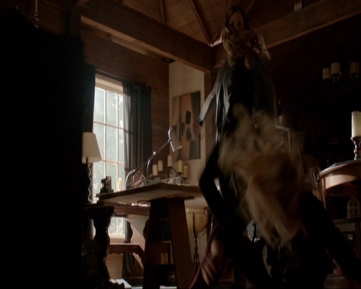 VampireDiariesWorld-dot-nl_7x03AgeOfInnocence0268.jpg