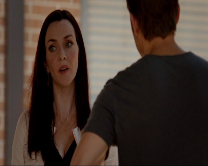 VampireDiariesWorld-dot-nl_7x03AgeOfInnocence0296.jpg