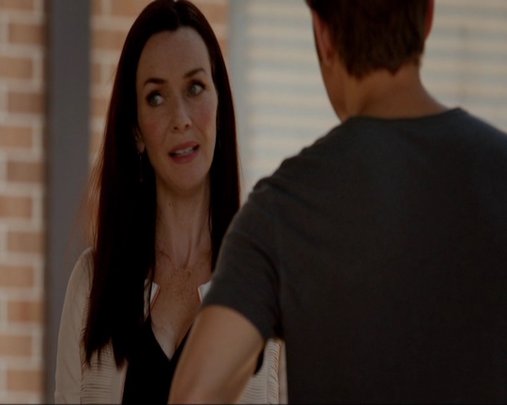 VampireDiariesWorld-dot-nl_7x03AgeOfInnocence0299.jpg