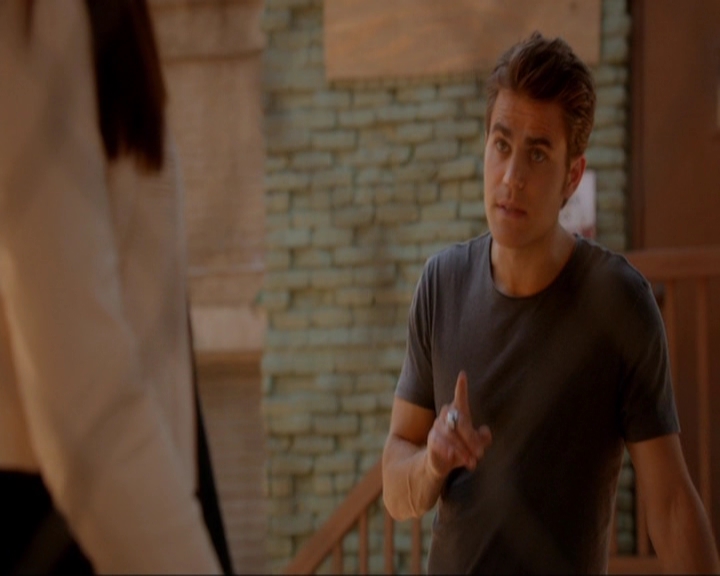 VampireDiariesWorld-dot-nl_7x03AgeOfInnocence0308.jpg