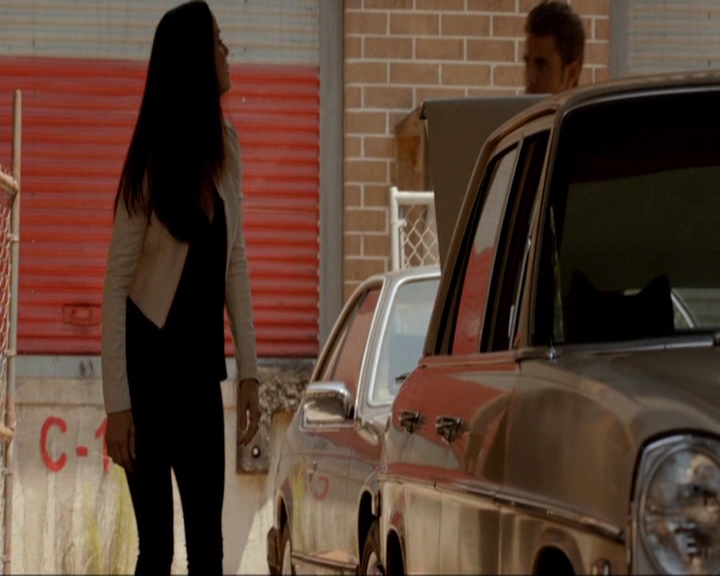 VampireDiariesWorld-dot-nl_7x03AgeOfInnocence0317.jpg