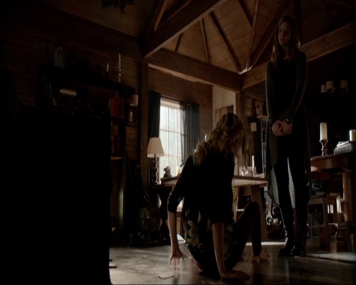 VampireDiariesWorld-dot-nl_7x03AgeOfInnocence0405.jpg