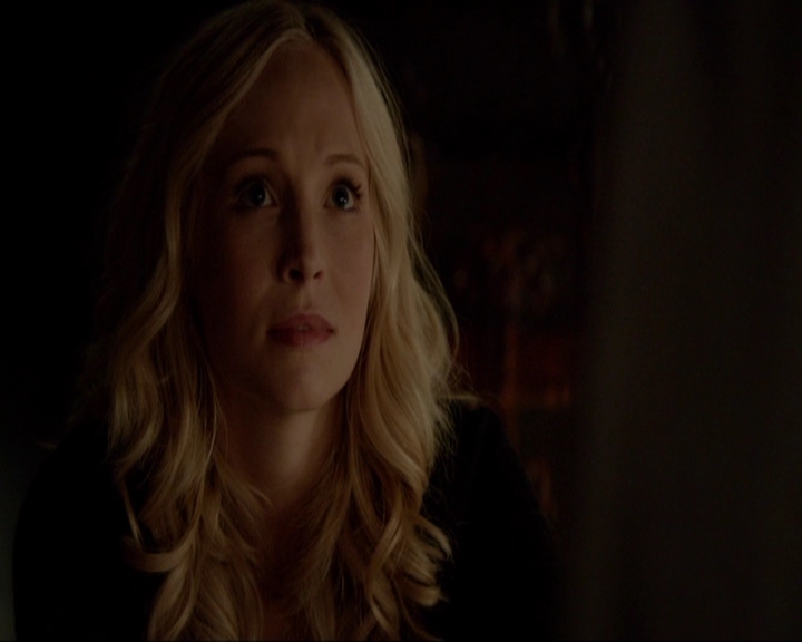 VampireDiariesWorld-dot-nl_7x03AgeOfInnocence0421.jpg