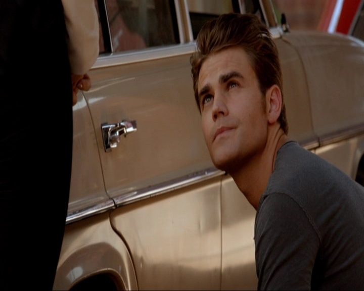 VampireDiariesWorld-dot-nl_7x03AgeOfInnocence0435.jpg