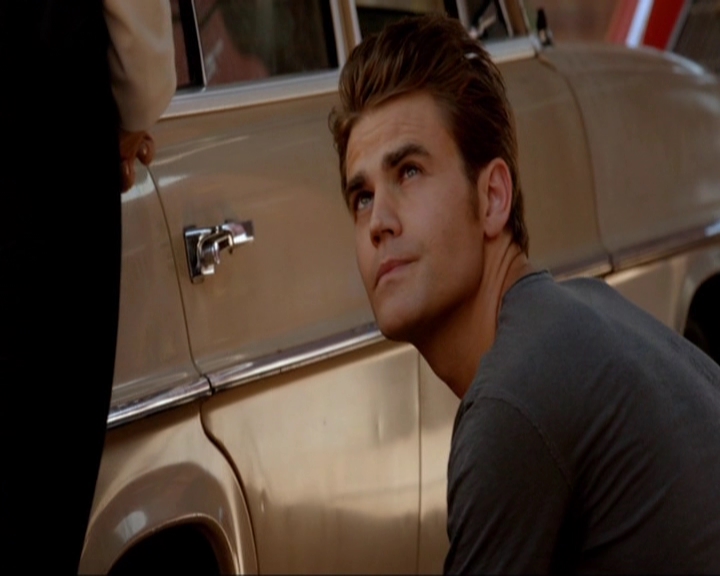 VampireDiariesWorld-dot-nl_7x03AgeOfInnocence0436.jpg