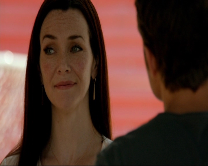 VampireDiariesWorld-dot-nl_7x03AgeOfInnocence0482.jpg