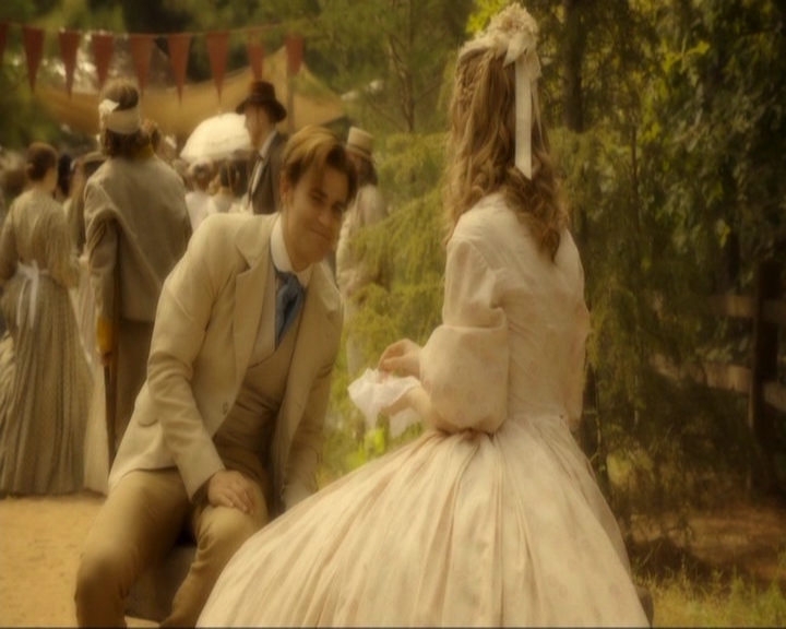 VampireDiariesWorld-dot-nl_7x03AgeOfInnocence0515.jpg